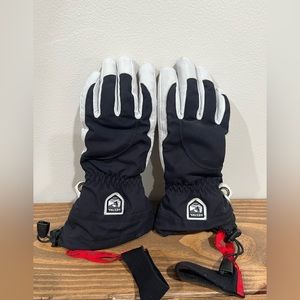 Hestra Womens Ski/Snowboard Glove size 7